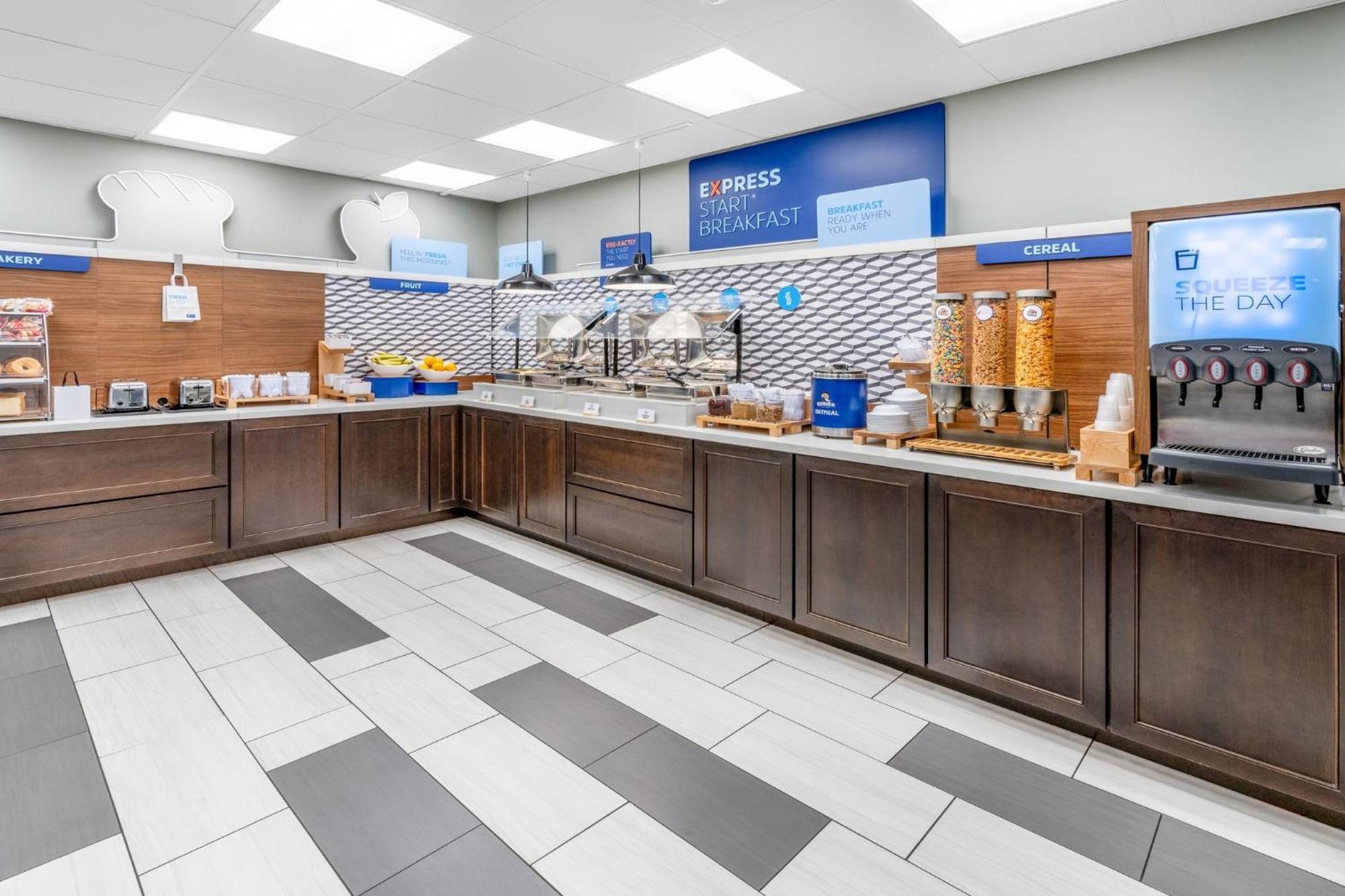 Holiday Inn Express & Suites - Colorado Springs Afa Northgate By Ihg Extérieur photo