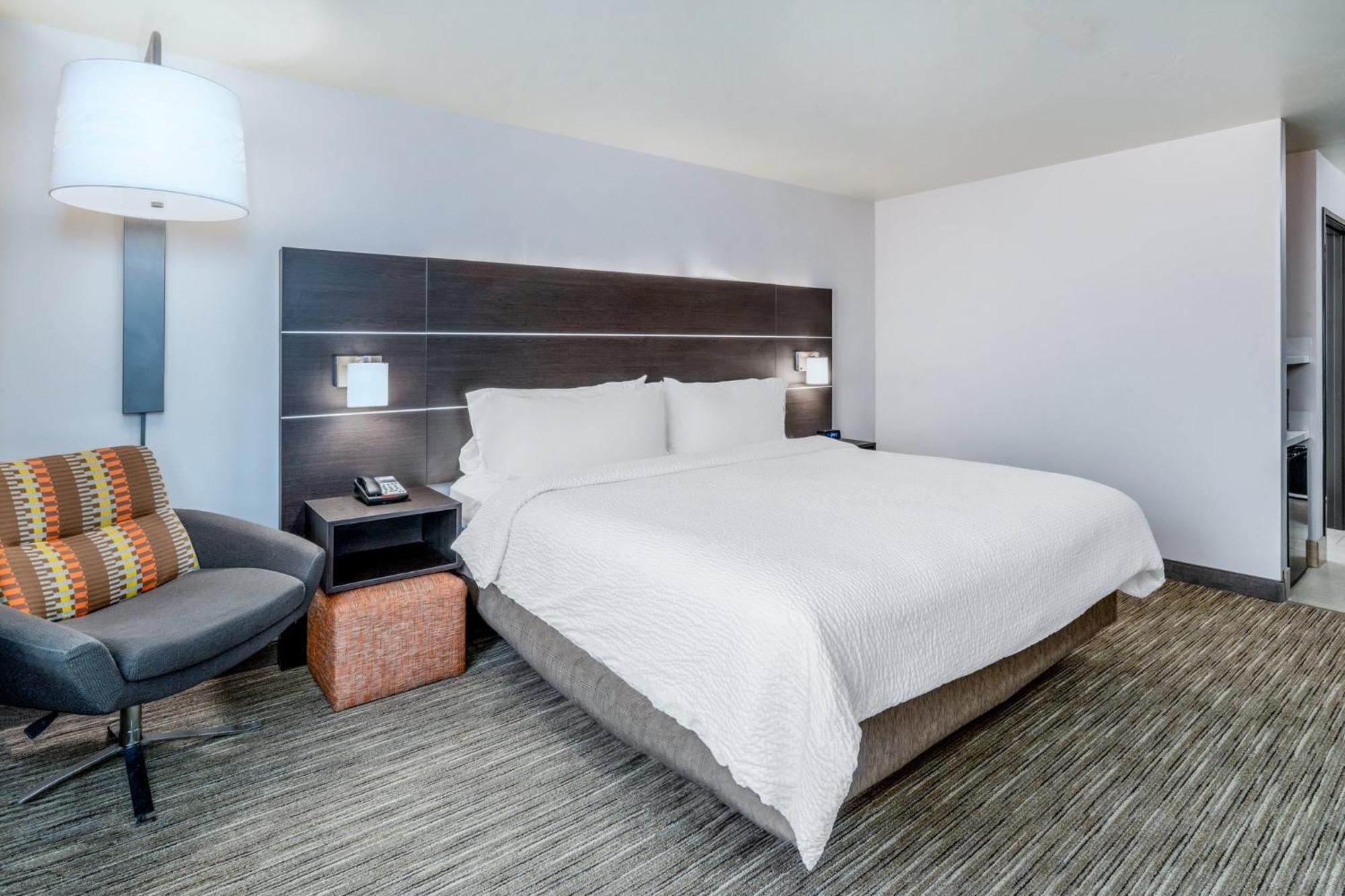 Holiday Inn Express & Suites - Colorado Springs Afa Northgate By Ihg Extérieur photo