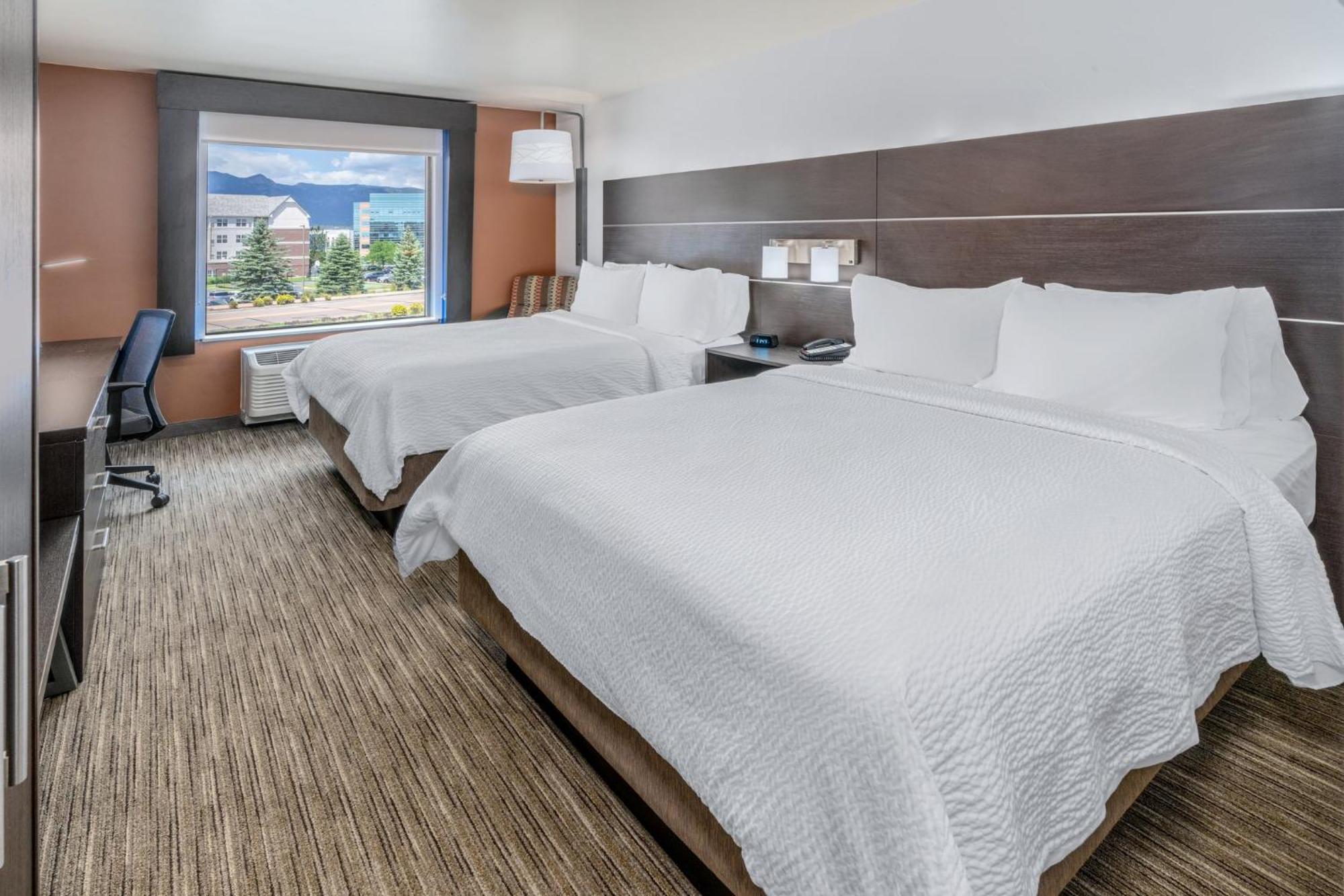 Holiday Inn Express & Suites - Colorado Springs Afa Northgate By Ihg Extérieur photo