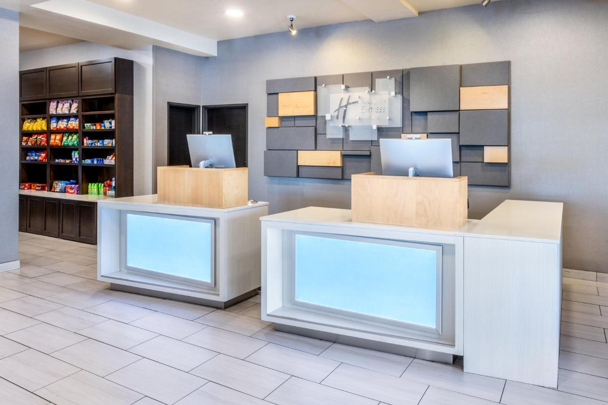 Holiday Inn Express & Suites - Colorado Springs Afa Northgate By Ihg Extérieur photo