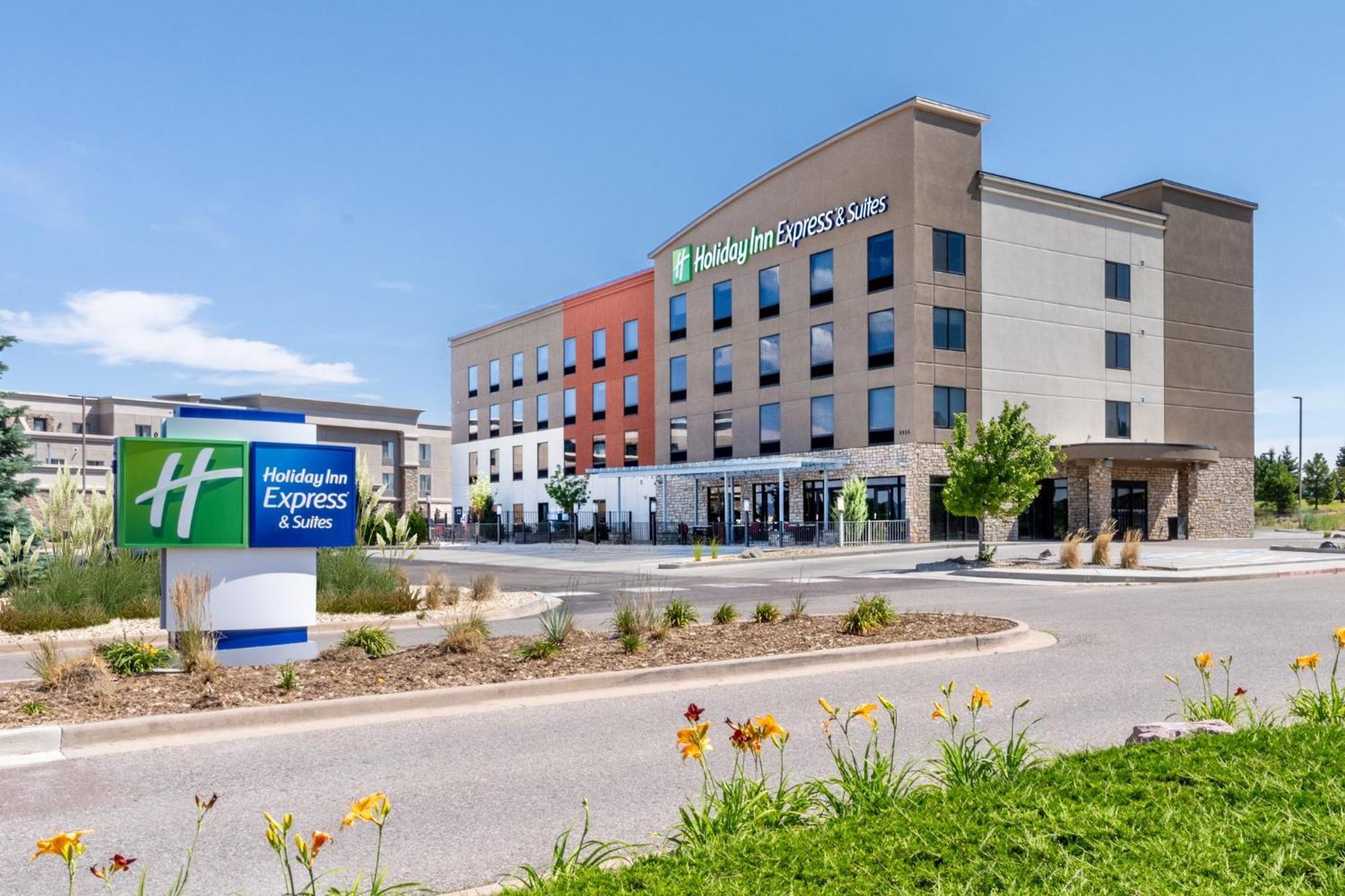 Holiday Inn Express & Suites - Colorado Springs Afa Northgate By Ihg Extérieur photo
