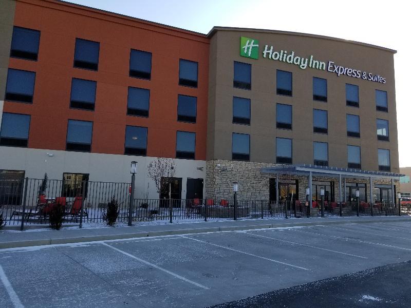 Holiday Inn Express & Suites - Colorado Springs Afa Northgate By Ihg Extérieur photo